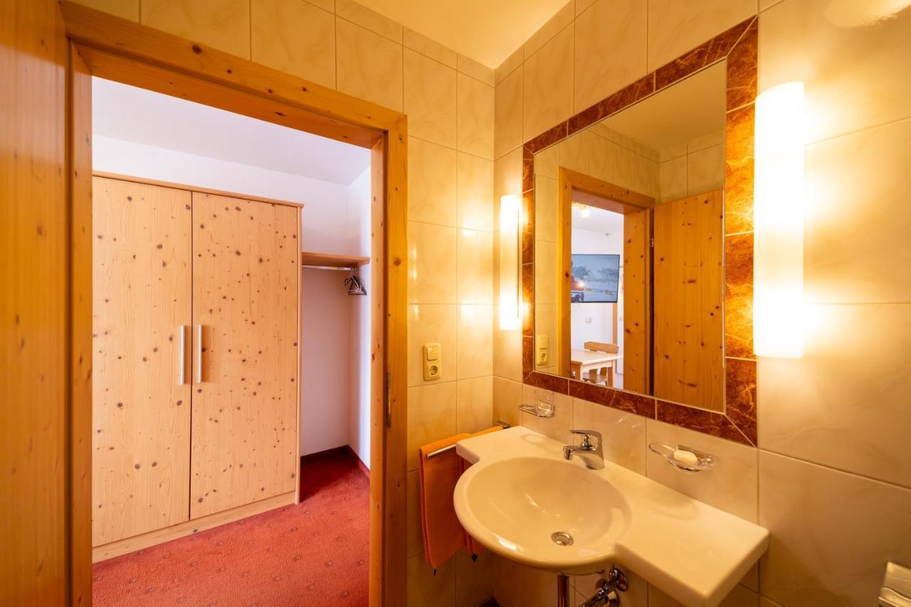 Haus Rosmarie Apartment Sankt Anton am Arlberg Exterior photo